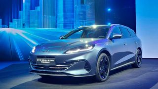 Den Plug-in-Hybrid Seal 6 DM-i Touring gibt es im Rahmen der „Black Friday Weeks“ ab 30.990 Euro. (Bild: Wehner - VCG)