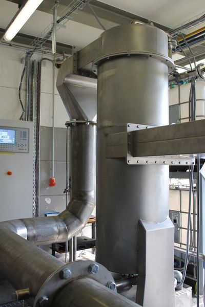 Weiterer Blick auf das Absorber-Modul mit Lüftungsgewerk. (Bild: TU Clausthal)