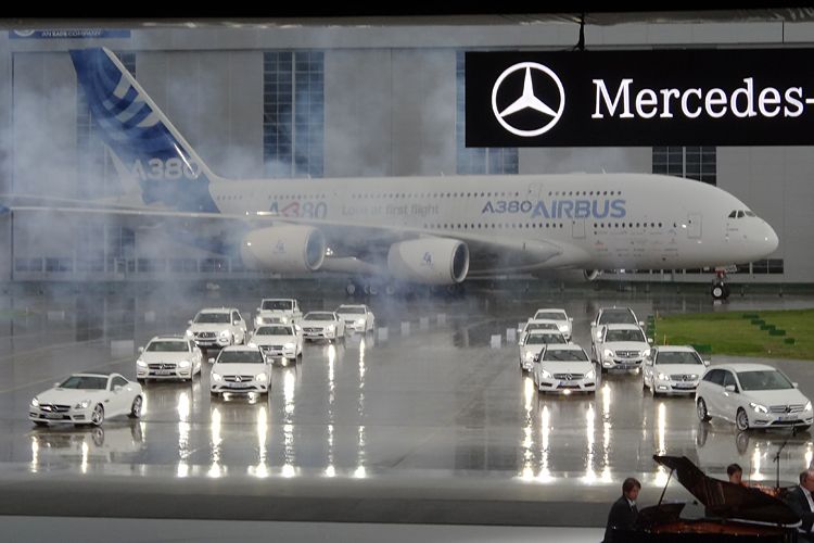 Die beste Präsentation für das beste Auto – so oder ähnlich lautete wohl das Motto für die Präsentation der neuen S-Klasse am 15. Mai in der Airbus-A380-Auslieferungshalle in Hamburg-Finkenwerder. (Auto-Medienportal.Net)