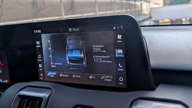 Der Bordcomputer vermeldete nach einer Fahrt mit dem 61-kWh-Akku mit Frontantrieb einen Stromverbraucht von 17,5 kWh/100 km. (Bild: Mauritz – VCG)