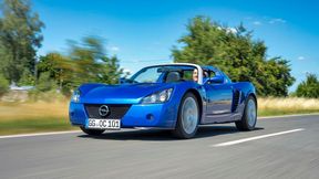 Der Opel Speedster: 900 Kilo nackter Fahrspaß ohne Servolenkung, ohne ESP, ohne Kompromisse. (Bild: Dani Heye)