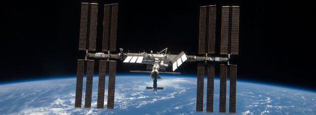 Raumstation ISS: Japanische Forscher haben vorgeschlagen, Weltraumschrott mit einer Laserkanone abzuwehren.