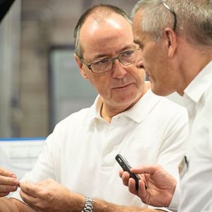 «Das Beste ist, wir produzieren nach wie vor in der Schweiz. Sie ist aus meiner Sicht eines der besten Produktionsstandorte der Welt. Insbesondere für unsere Crazy-Tool-Werkzeuge.» 
Markus Schnyder (President) im Gespräch mit Matthias Böhm, Chefredaktor
