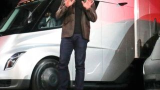 Elon Musk widersetzt sich erneut den Behörden. (Bild: Tesla)