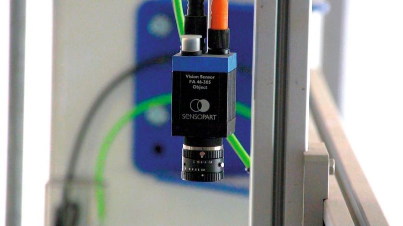 Ein Vision-Sensor FA46 von Sensopart, hier als C-Mount (Objektiv)-Version.  (Bild: Kaiser)