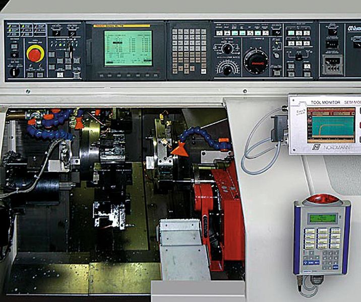 Bild 1: Nahezu alle CNC-Maschinen sind mit Datenerfassungs- terminals ausgerüstet, damit im BDE/MDE-Modul Pro-Vis immer  online der aktuelle Fertigungsstand der Aufträge abrufbar ist.  (Bild: Gotzeina Drehtechnik)