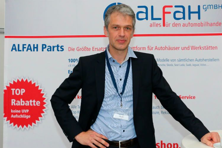 Tilmann Veltjens von der Ersatzteilbestellplattform Alfah Parts. (Foto: Dialogmanufaktur)