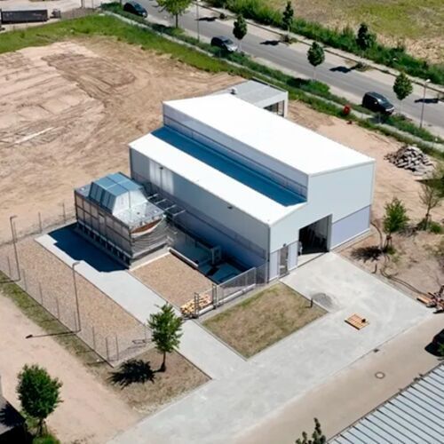 Ucaneo's first-of-a-kind industrial plant in Berlin (Germany), with a nameplate capacity of 150 metric tons of CO₂ per year, is Germany's largest DAC facility.(Source:  Siemens)