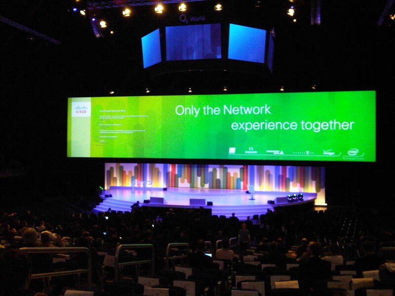 Die Berliner O2 World dient als Basketball- und Eishockey-Arena sowie als Konzerthalle – und war auch für die Cisco Expo die perfekte Location (Archiv: Vogel Business Media)