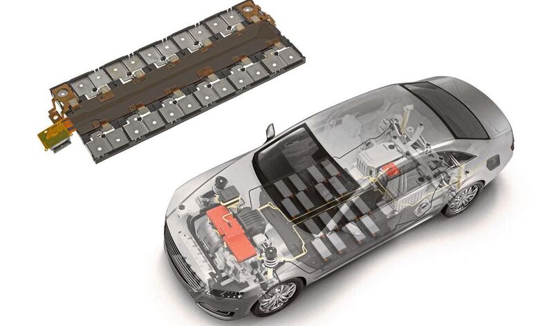 BMW setzt auf molex-Steckverbinder für Batteriezellen