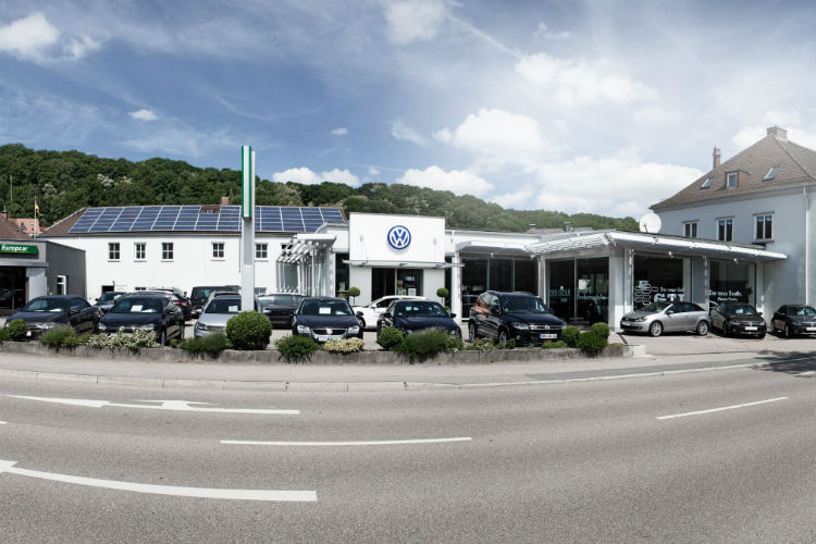 An einer Hauptverkehrsstraße in Schwäbisch Hall liegt das Betriebsgelände des Autohauses Koch. (Foto: Koch)