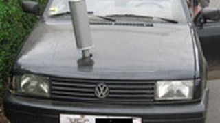 Mit diesem Eigenbau-Polo stoppte die Polizei zwei junge Männder in Niedersachsen. (Polizei)