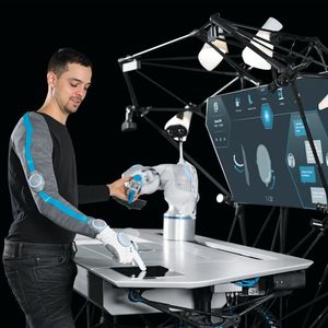 Künstliche Intelligenz und Machine Learning machen den Bionic Workplace zu einem lernenden und antizipativen System.