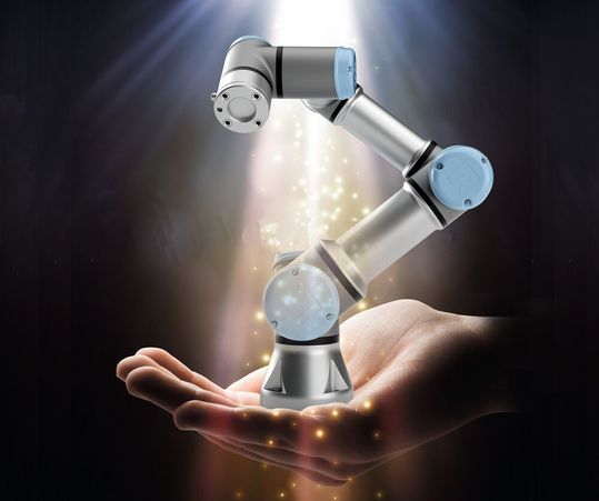 Abb.1: Wenn die Probenvorbereitung über Nacht von selbst erfolgt, ist keine Magie im Spiel, sondern ein kollaborierender Roboterarm. Abb.1: Wenn die Probenvorbereitung über Nacht von selbst erfolgt, ist keine Magie im Spiel, sondern ein kollaborierender Roboterarm.