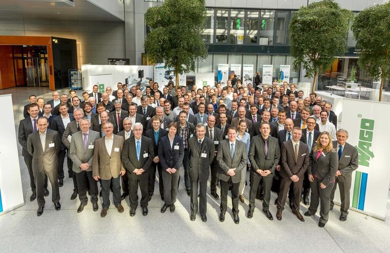 Große Resonanz: Rund 150 Teilnehmer diskutierten auf Einladung von Wago in Frankfurt bei der ersten Smart-Grid-Fachtagung in Deutschland über Chancen und Risiken intelligenter Stromnetze. (Bild: Wago)