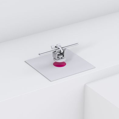 Befestigungselement aus transparentem Kunststoff auf lichthärtendem Delo Photobond FB4151 – leichte und flammschutzkonforme Verbindungslösung für den Flugzeuginnenraum.  (Bild: Delo)