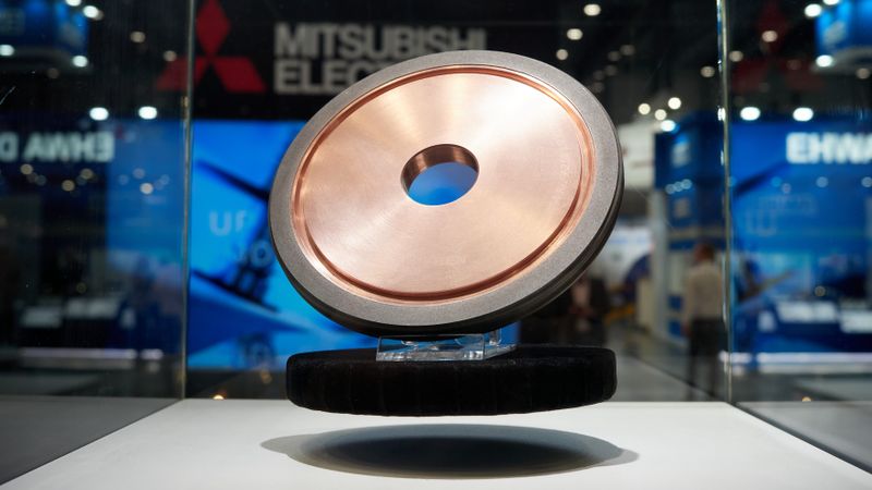 Auf dem internationalen Branchentreff drehte sich auch dieses Jahr wieder alles rund um Schleiftechnik. (Bild:  VDW)