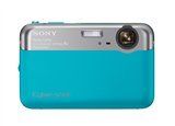 Mit der J-Serie legt Sony eine Kamerareihe für Internet-Fans auf. Die DSC-J10 hat vier Gigabyte integrierten Speicher und einen ausklappbaren USB-Anschluss, mit dem sich die Kamera direkt mit dem PC verbinden lässt. (Archiv: Vogel Business Media)