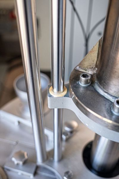 Auch Gleitlager und Flanschlager von igus kommen in diversen Anlagen von VMA-Getzmann zum Einsatz. (Bild: igus GmbH)