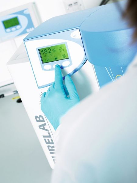 Abb. 2: Die Leitfähigkeit und der spezifische Widerstand bei 25°C sind wichtige Qualitätskriterien für Reinstwasser.  (Bild: ELGA LabWater/VWS Deutschland)