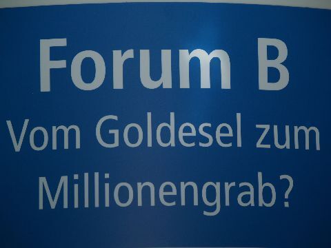 Eins der drei Foren bei der Bundesfachtung widmete sich dem Thema „erfolgreiches Neuwagengeschäft“. (Archiv: Vogel Business Media)