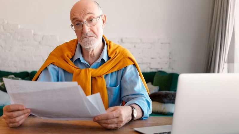 Damit es bei einer Insolvenz nicht zu einer bösen Überraschung bei der betrieblichen Altersversorgung kommt, sollte das betroffene Unternehmen frühzeitig aktiv werden.(Bild:  karlyukav - freepik.com)