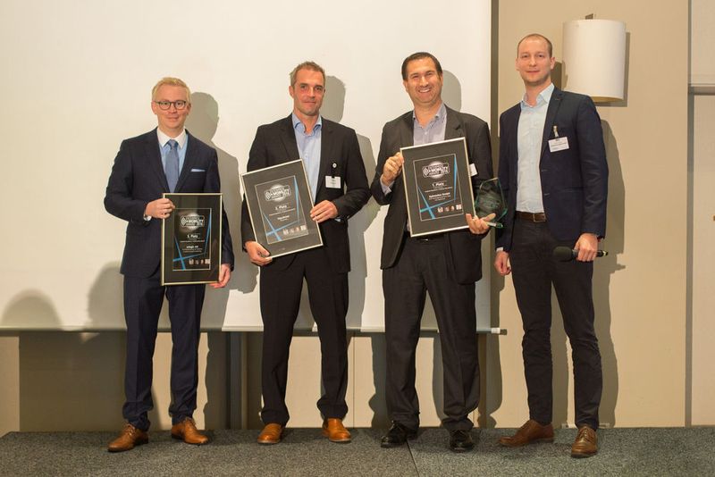 Die Sieger der Kategorie Customer Experience / Customer Recruitment (v.l.): Kundenbindung mit realtime location based marketing, artegic AG (Henning Jaeger), Tripclicker, Tripclicker (Martin Spiess), ACP Managed Service App mit ApiOmat, Apinauten GmbH (Michael Reiserer), (www.offenblen.de)