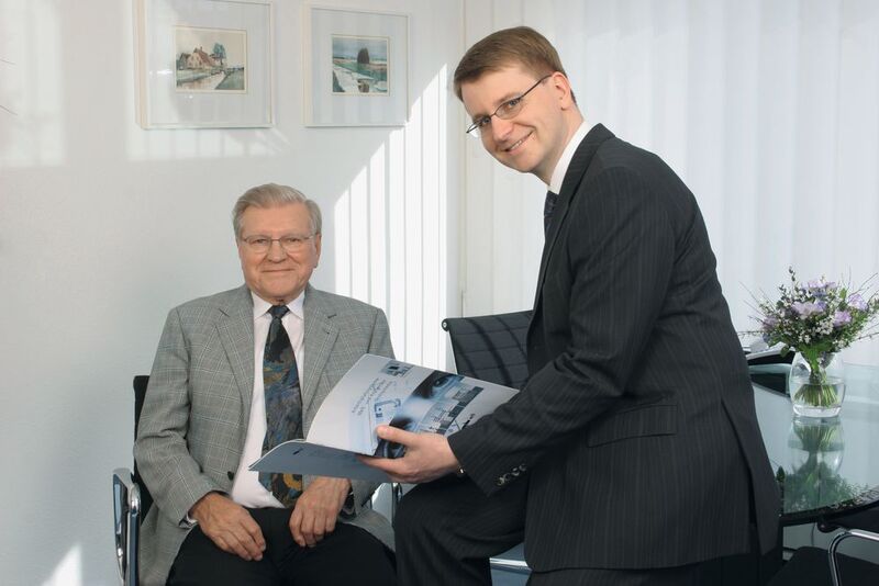Im Jahr 1995 übergab der Vater die Geschäftsführung an den Sohn. Andreas Fischer übernimmt die Leitung des Unternehmens. (erfi)