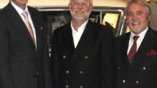 Branchentreff Schleswig-Holstein: (v. li.) Ulrich Fromme (ZDK), Jörn Lüdemann (LV Schleswig-Holstein), Hartmut Röhl (GVA). (Foto: Zietz)