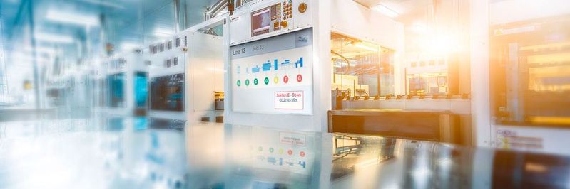 Eine flexible Prozessoptimierung ist erst dann möglich, wenn alle Mitarbeiter eines Betriebes permanenten Einblick in laufende Prozesse haben.(Bild:  Peakboard)