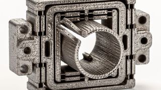 Heraeus Amloy hat für die TruLaser 3000 von Trumpf ein komplexes Motorspindellager aus amorpher Legierung auf Zirkonium-Basis mittels 3D-Druck gefertigt. (Heraeus Amloy Technologies)