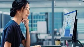 Integrierte Managementsysteme ermöglichen eine durchgängige Risikoanalyse, die regulatorische Risiken und IT-Bedrohungen zusammenführt. (Bild: ©Adobe Stock #481214021 by Gorodenkoff und ConSense GmbH )