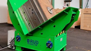 Lücke geschlossen. Viele Anwenderwünsche hat RUD nun erhört und bietet den Werkzeugwender der Tecdos-TM-Serie nun auch als fünf-Tonnen-Variante an, womit die Kluft zwischen den 2,5-Tonnen- und 64-Tonnen-Systemen beseitigt ist. Hier mehr dazu ... (Bild: RUD)