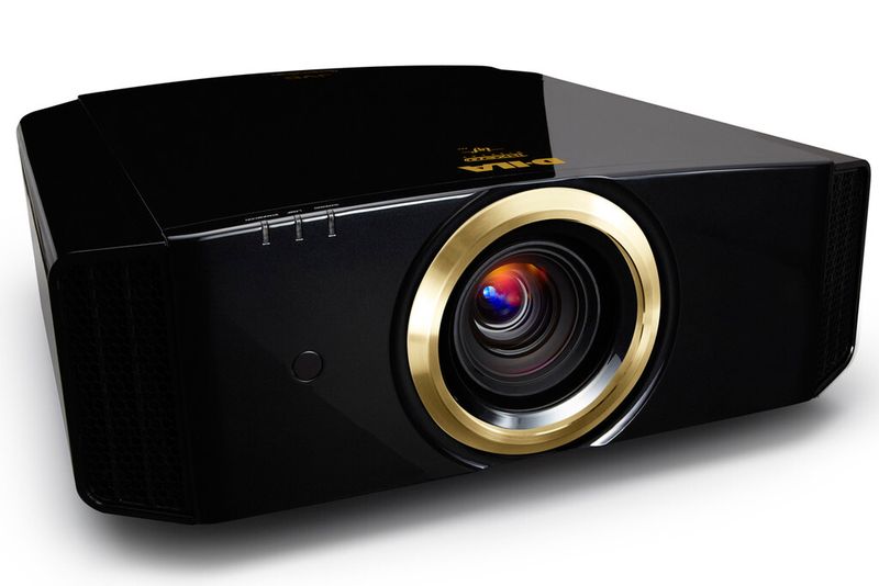 Drei der vier neuen DLA-Modelle von JVC integrieren e-Shift2-Technologie, mit der die Auflösung von Full-HD auf 4K umgewandelt wird. (JVC)