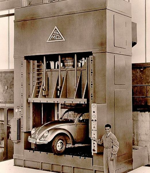 Nach dem Zweiten Weltkrieg erhält Schuler von der amerikanischen Besatzungsmacht die erste Exportgenehmigung. (Schuler)