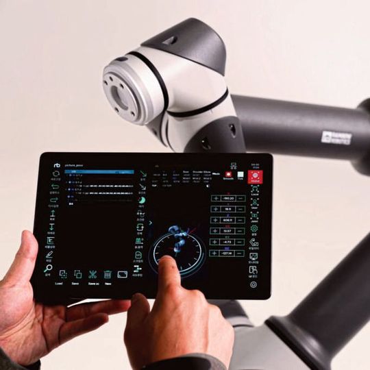 Einfach zu programmierende Cobots für die Lebensmittelindustrie. (Bild:  Rainbow Robotics)