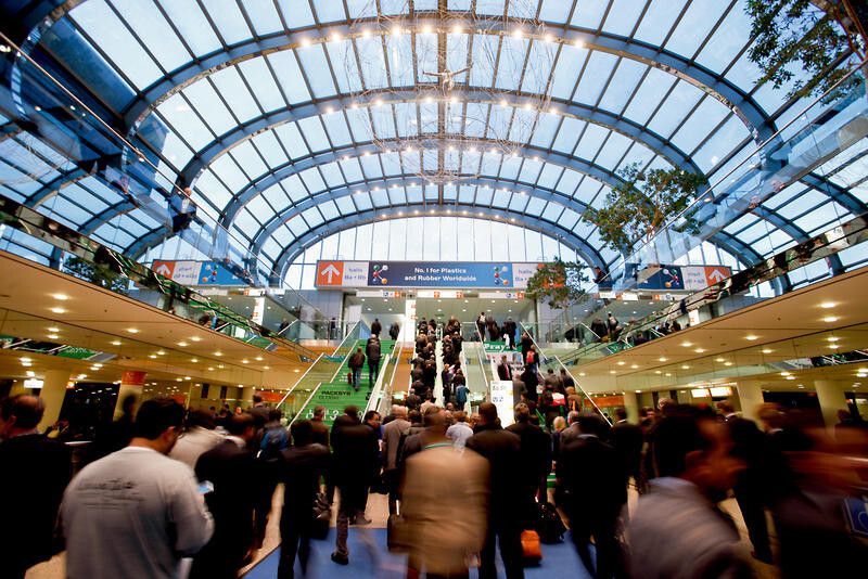 A long day on the floor ends with a mad rush to the exits. (Source: Messe Dusseldorf)