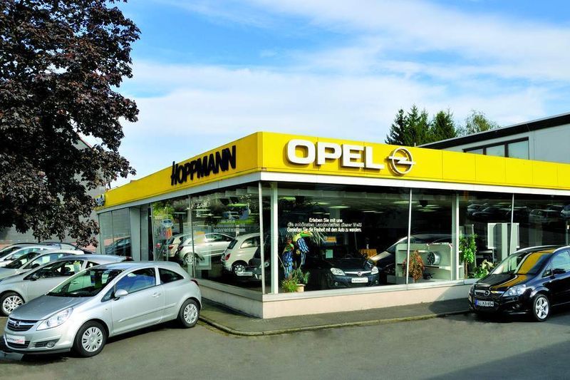 Die Filiale in Kreuztal-Fellinghausen eröffnete 1967 zunächst als Tankstelle mit angeschlossener Werkstatt. (Archiv: Vogel Business Media)