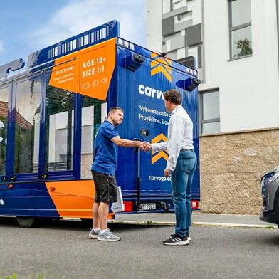 Die B2C-Plattform Carvago forciert jetzt auch das B2B-Geschäft: „Carvago BUY™“ adressiert alle Händler, die Gebrauchtwagen grenzüberschreitend kaufen und verkaufen wollen.   (Bild: Carvago)