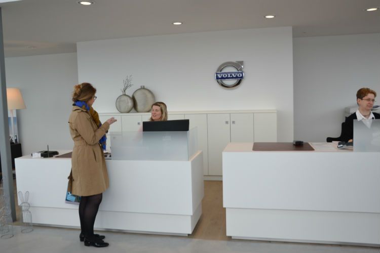 Im Innenraum dominiert die Farbe Weiß. (Foto: Mauritz)