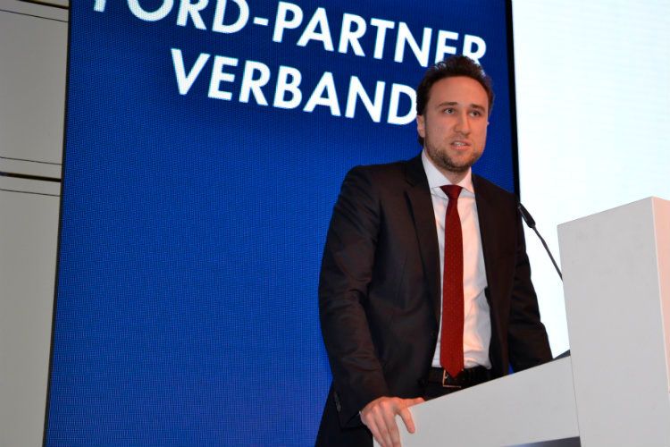 Fabio Krause unterstützt zum 1. Mai die Geschäftsführung des Ford-Partnerverbands. (Foto: Mauritz/Redaktion »kfz-betrieb«)