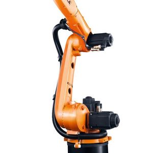 Die Serie besteht aus zwei Produktfamilien – KR Cybertech nano für die Handhabung und Montage kleiner Bauteile und KR Cybertech ARC nano als spezialisierter Prozessroboter fürs Schweissen.