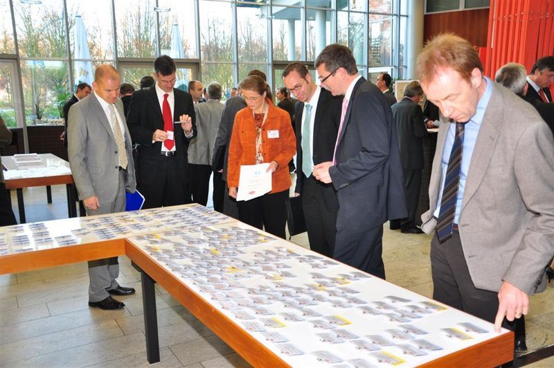 ... doch schon am frühen morgen füllte sich das Foyer im Dorint Parkhoten in Bad Neuenahr und wurde zur Networking-Fläche. (Archiv: Vogel Business Media)