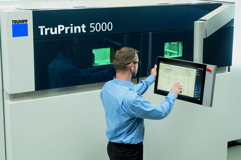 The automatic process in Truprint 5000 eases the manual workload and enhances mass additive manufacturing and will be presented at Trumpf's booth at Formnext. (2018 Martin Stollberg / Trumpf)