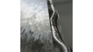 Preform aus gerichteten und ungerichteten Carbonfasern. Daraus wird ein geometrisch komplexes CFK-Bauteil gefertigt. (Bild: Toho Tenax)