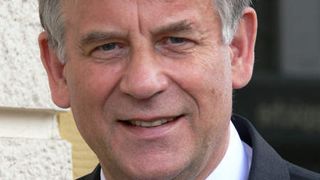 „Wenn man nicht ab und zu einen Kunden verliert, ist man zu billig“, argumentiert Prof. Dr. Hermann Simon. Bilder: Steinmüller (Archiv: Vogel Business Media)