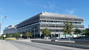 Widok zewnętrzny nowo wybudowanego centrum badawczego w Wiedniu (Zdjęcie:Lorenz Consult)
