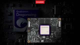 Innodisks EXMP-Q911 COM-HPC Mini kombiniert Qualcomm Dragonwing mit bis zu 100 TOPS KI-Leistung für industrielle Edge-AI-Systeme. (Bild: Innodisk)