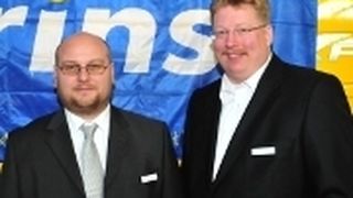 PCCE-Geschäftsführer Wolfgang Lepschies (li.) und GAS-Geschäftsführer Gunnar Adam erwarten von der „Direct Liqui Max“-Autogasanlage von Prins neue Impulse für den Umrüstmarkt. (Archiv: Vogel Business Media)