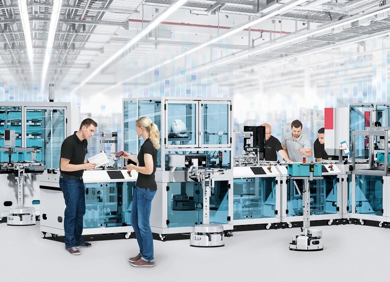 Qualifikation 4.0: Mit der cyper-physischen Lernplattform sollen Mitarbeiter praxisnah das benötigte Wissen für die vernetzte Zukunft lernen.  (Bild: Festo)